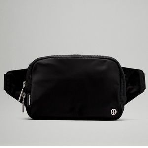 Brand New Black Lululemon Everywhere Belt Bag Large